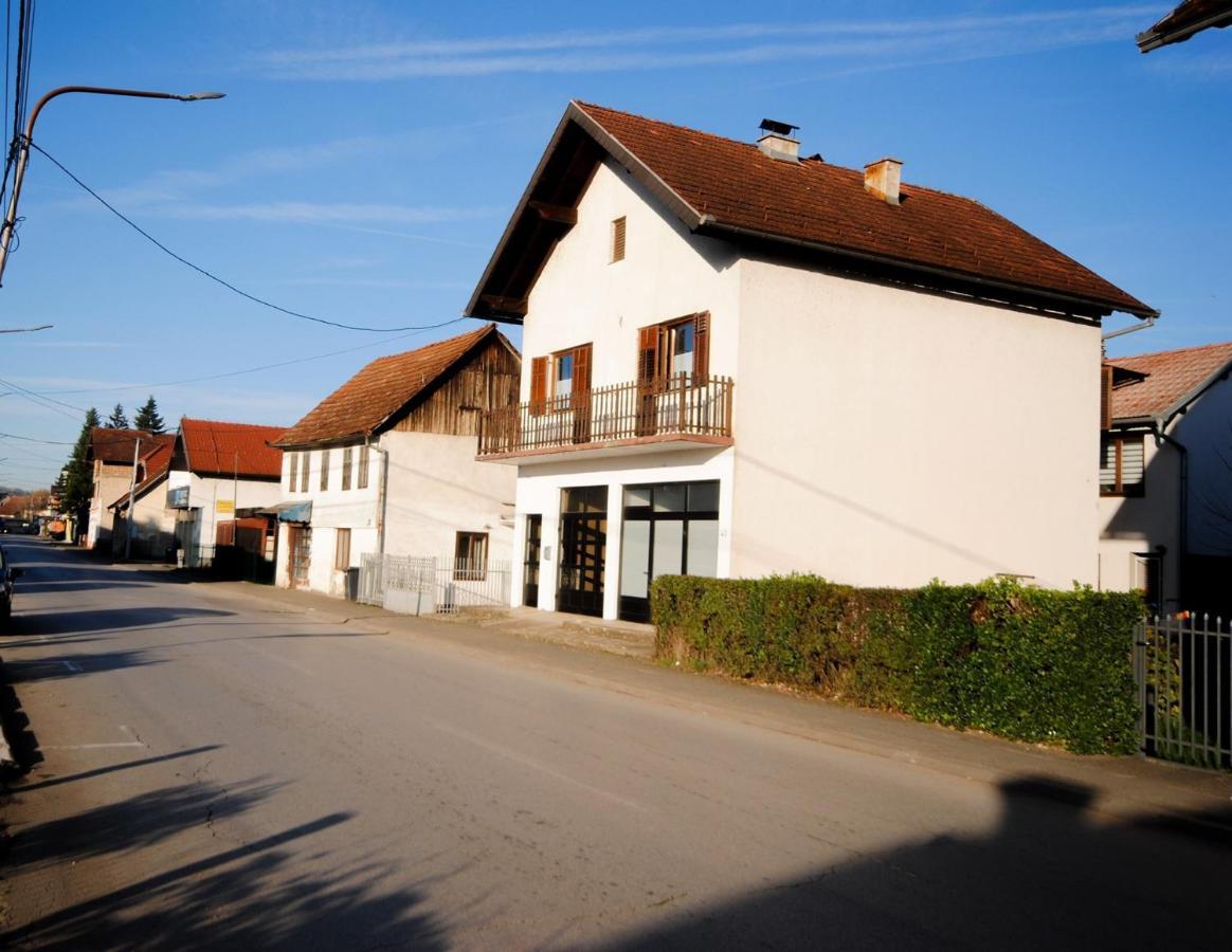 Apartman Alchemist I Bosanska Dubica Екстер'єр фото