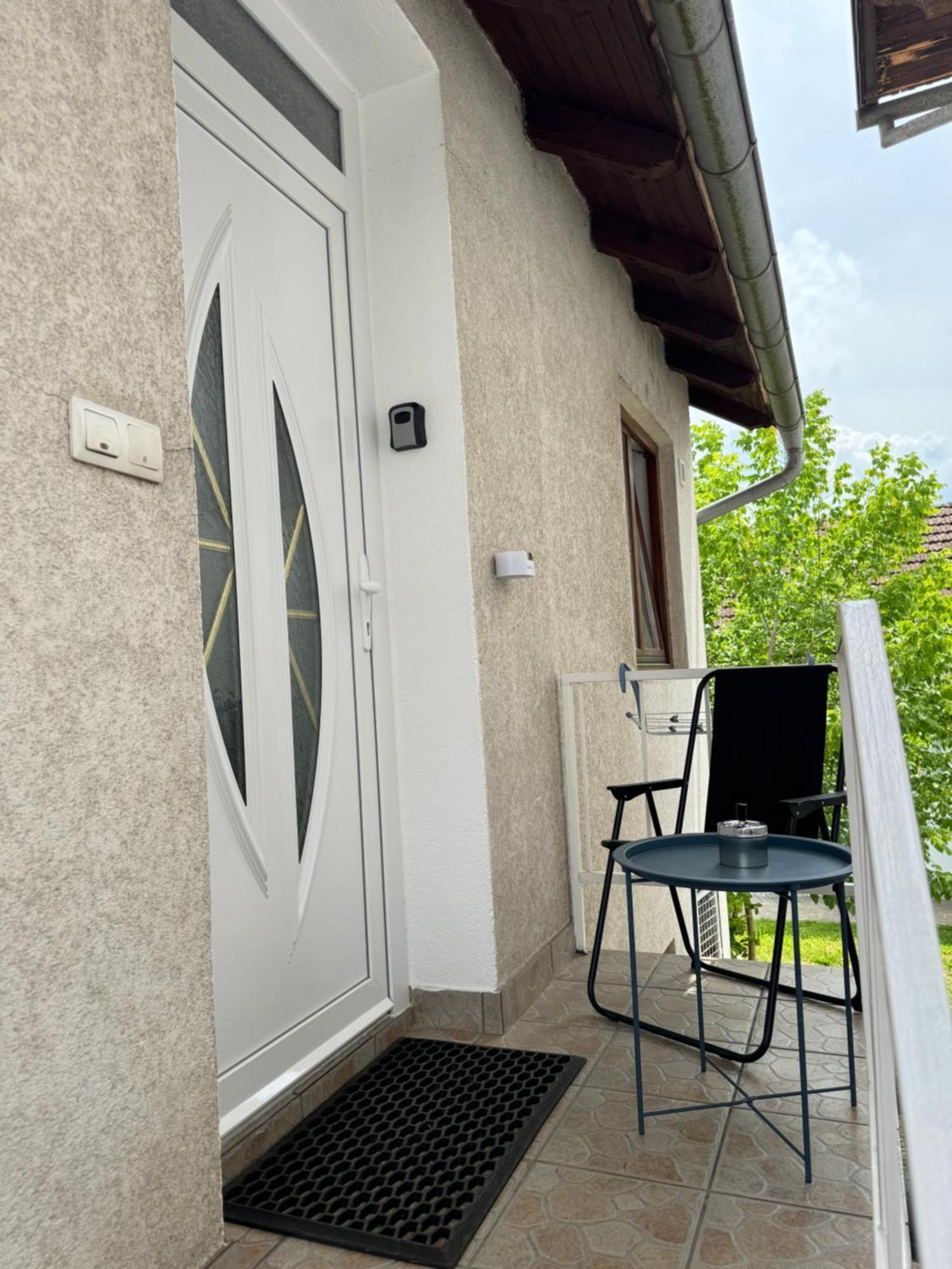 Apartman Alchemist I Bosanska Dubica Екстер'єр фото